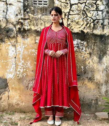 NEGCHAR RED ANARKALI SET